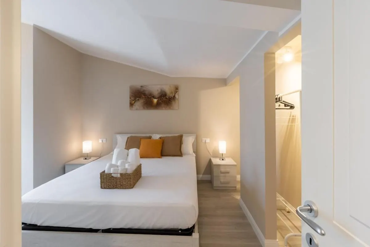 Apartment Appartamenti Michelangelo Florence Italy